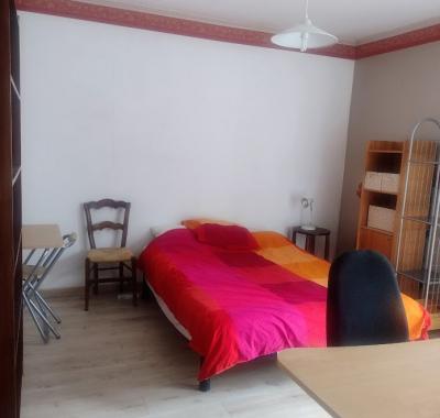 Chambre meublée étudiant près d'Angers