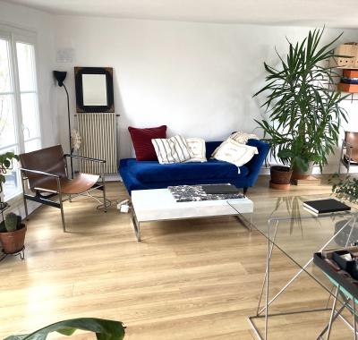 Chambre avec balcon et vue sacré-cœur (paris - 75017)