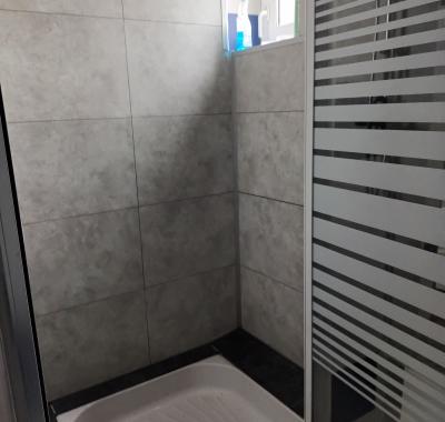 Chambre meublée avec salle de bain privative