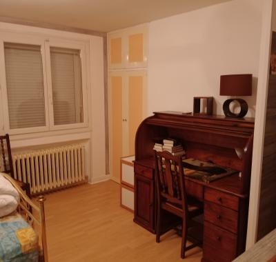 Chambre meublée pour étudiante