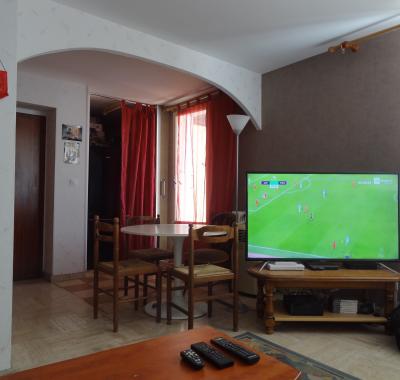 Chambre a louer dans appart dernier étage