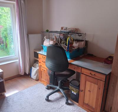 Chambre 10m2 dans grand maison calme à la campagne