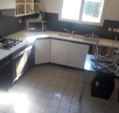 Chambre à louer dans maison spacieuse