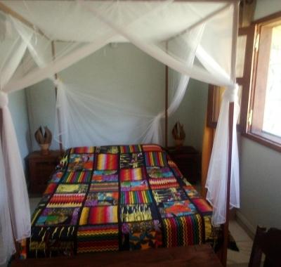 Deux chambres, coin cuisine, jardin à Nosy Be