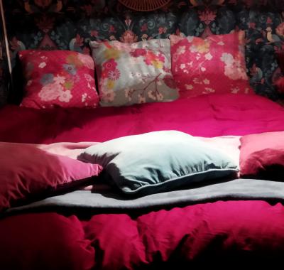 Chambre et terrasse  privée - tranquillité, indépendance