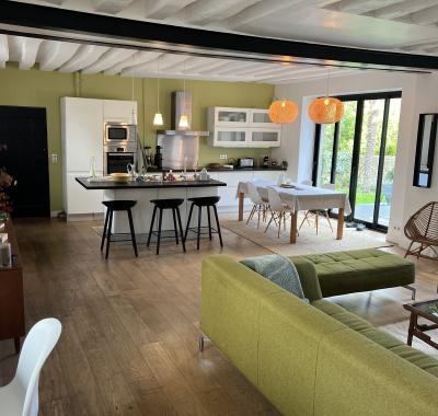 Chambre meublée dans grande maison avec jardin