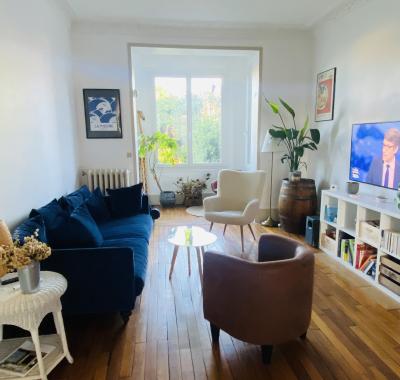 Chambre étudiante à louer dans une maison avec jardin