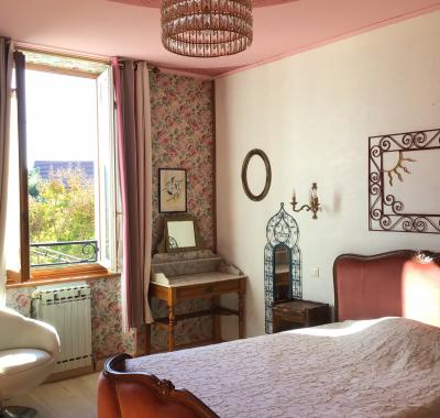 Chambre meublée à louer en colocation