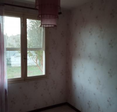 Chambre a louer a saisir