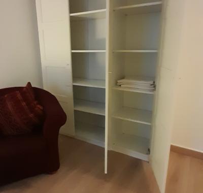 Chambre spacieuse pour femme