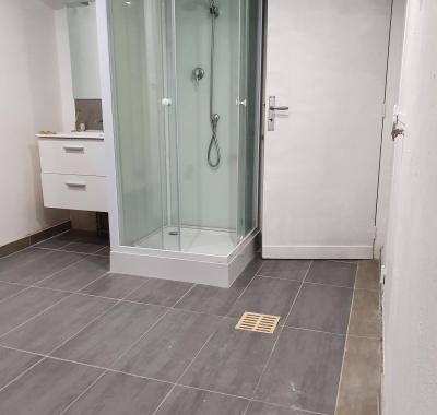 Chambre étudiant avec salle de bain privative