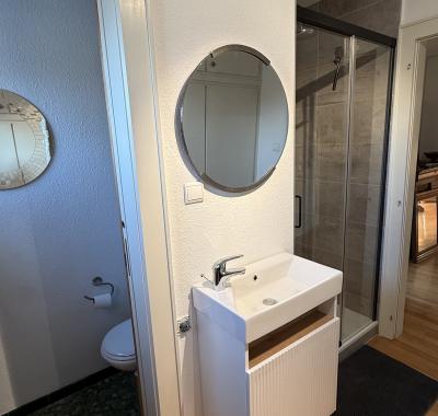 Grandes chambre avec Salle de bain à louer