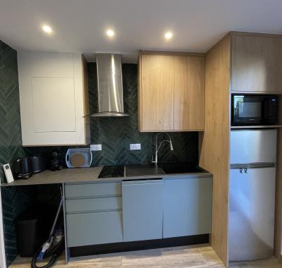 STUDIO EN REZ DE JARDIN