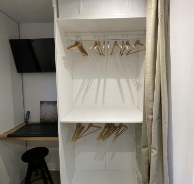 STUDIO EN REZ DE JARDIN