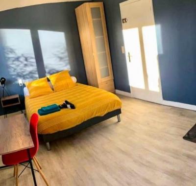 Particulier loue chambres meublées /  Centre Albi & proche de tout