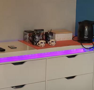 Chambre avec lit rond insolite, proche gare TGV