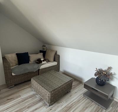 Chambre à louer à l étage dans maison