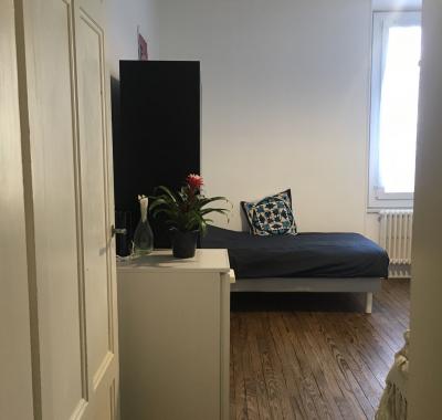 Chambre en ville, Annecy centre