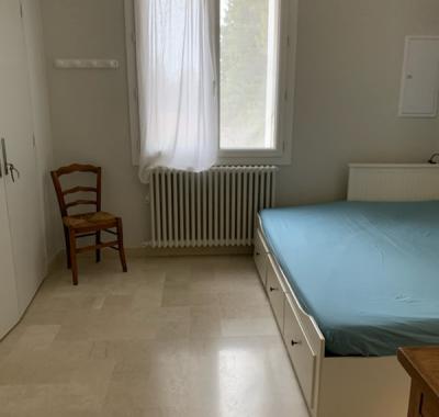 Location chambre dans maison pour dame retraitée
