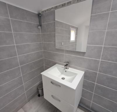 Chambre chez l'habitant au calme (jardin)