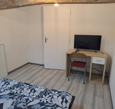 Chambre chez l'habitant au calme [rdc]
