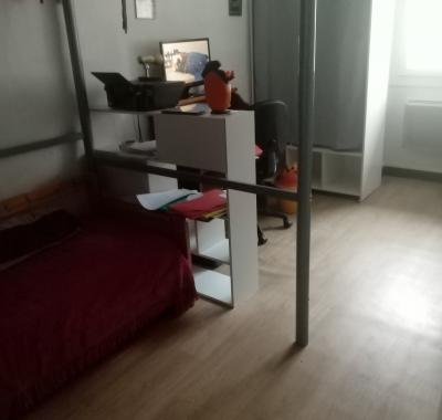 Chambre meublée à louer à La Chapelle