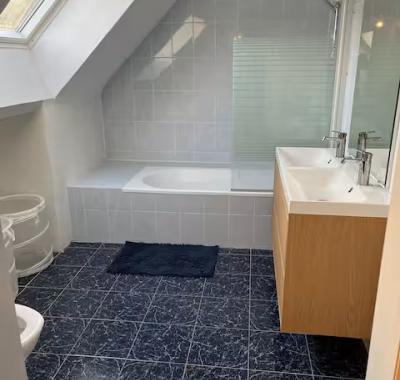 Chambre dans habitation privée