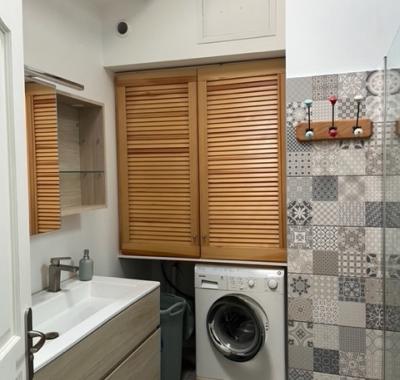 Chambre à louer dans maison près métro