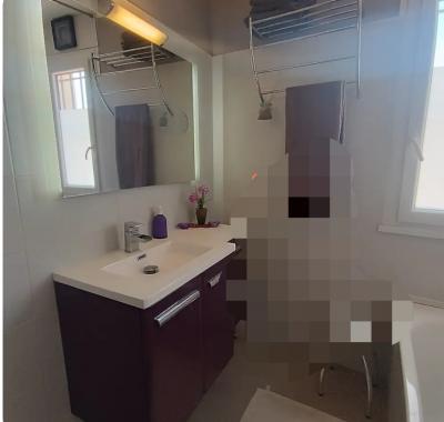 Chambre calme climatisée avec terrasse