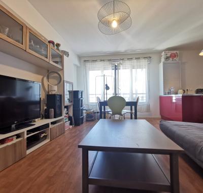 Idéal télétravail : votre bureau privé au calme absolu – Suresnes