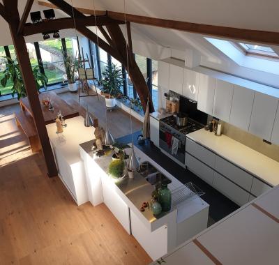 Chambre dans un loft magnifique et lumineux