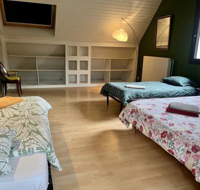 Grande chambre en colocation - Maison en Coliving