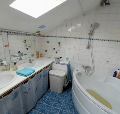 Chambre meublée 15m2 avec accès complet à la maison