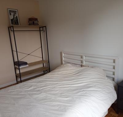 Chambre à louer (fille uniquement)