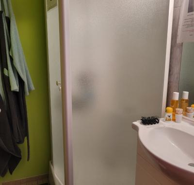 Chambre + cuisine équipée