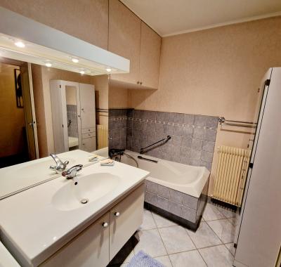 Etudiants stagiaires, alternants, jeunes actifs y période d'essai