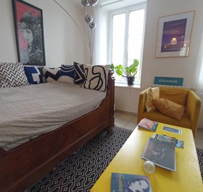 Chambre paisible et centrale