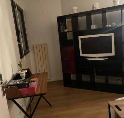 Chambre meublée à louer