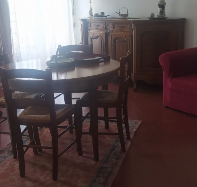Appartement studio de 40m2, intramuros, à 5 minutes de la gare à pied