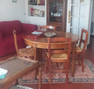 Appartement studio de 40m2, intramuros, à 5 minutes de la gare à pied