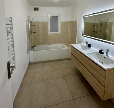 Très belle Chambre meublée en colocation