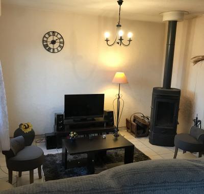 Chambre dans maison avec jardin