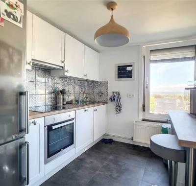 Chambre meublée à deux pas de l'Henalux