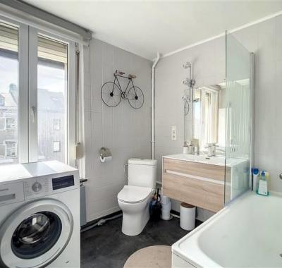 Chambre meublée à deux pas de l'Henalux