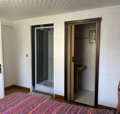 Studio aménagé pour étudiant