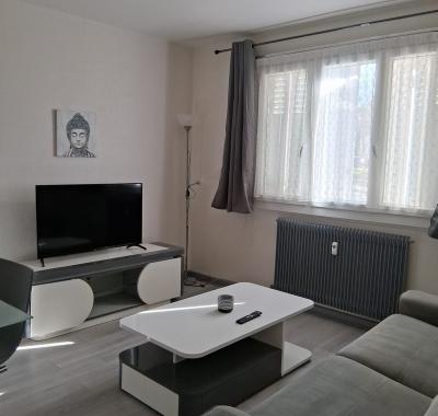 JOLI APPART BIEN AMENAGE