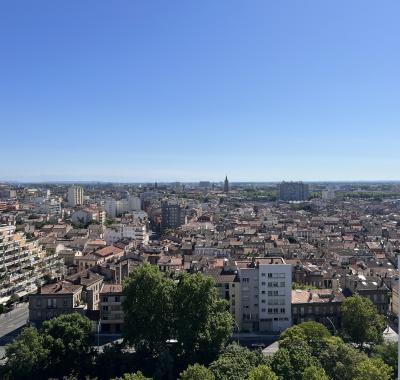 Chambre lumineuse à louer