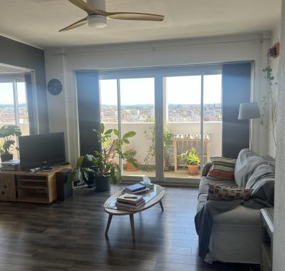 Chambre lumineuse à louer