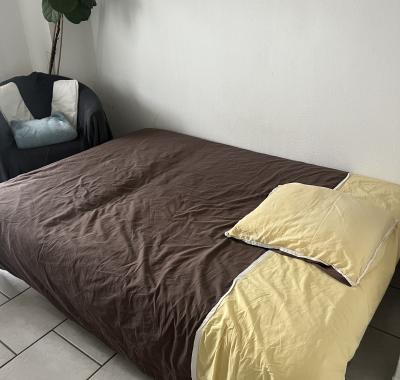 Chambre lumineuse à louer