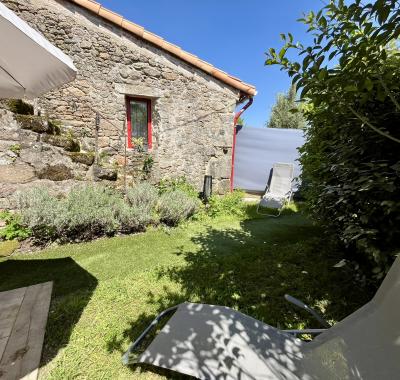 Maison à la campagne " LES OLIVIERS"